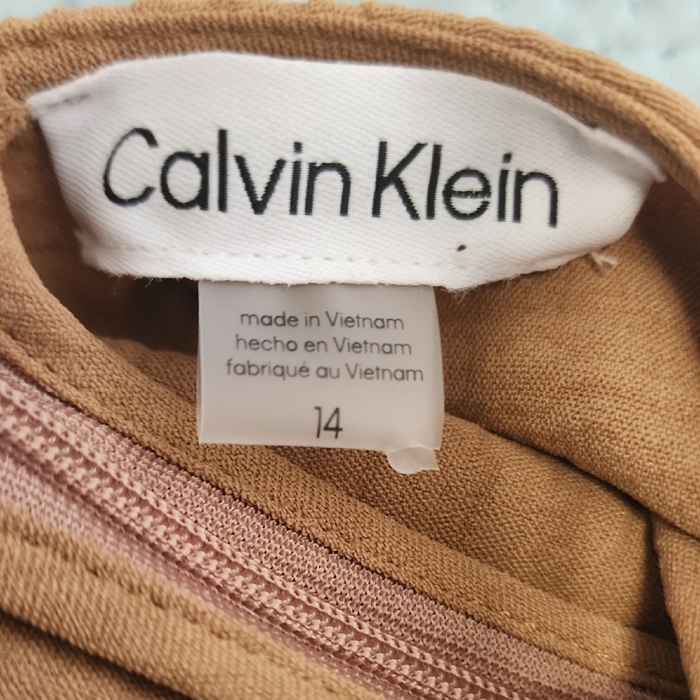 Calvin Klein Taupe V-Neck Long Sleeve Wide-Leg Jumpsuit - Picture 9 of 9